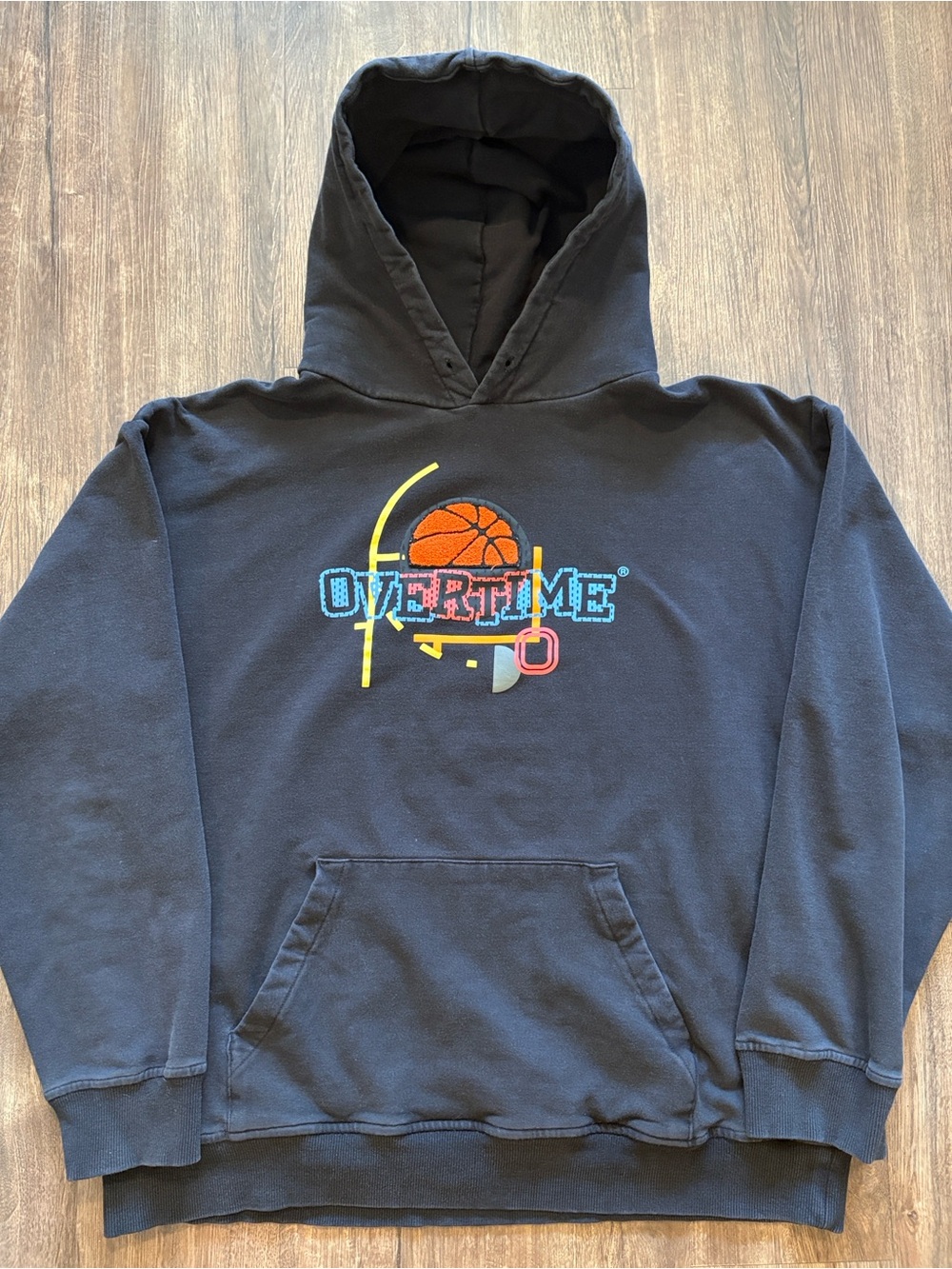 Overtime elite men’s XL hoodie